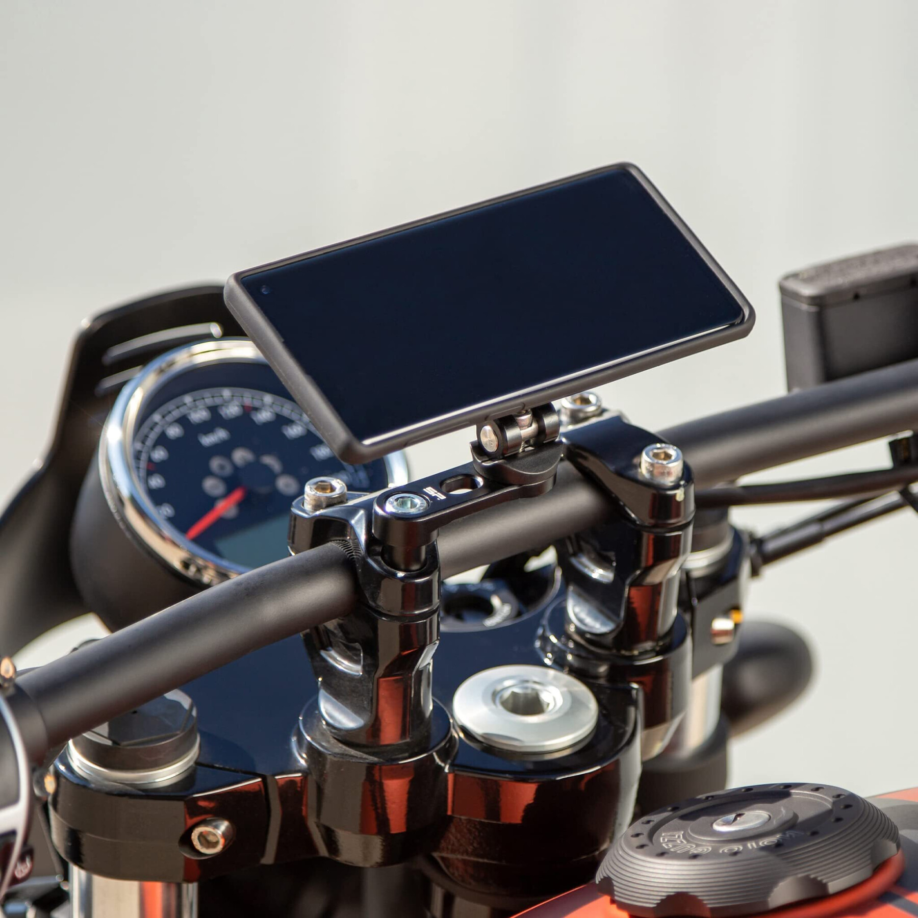 Motocyklowy uchwyt na smartfon Sp-Connect Mount Pro